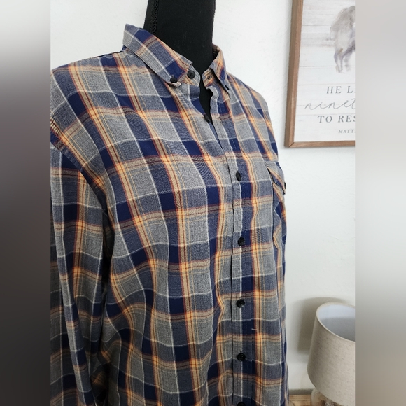 LUCKY BRAND CALIFORNIA FIT PLAID BUTTON UP - Picture 3 of 5
